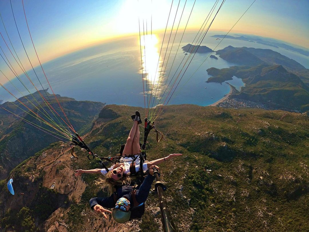 Параглайдинг с горы Адрасан на высоте 1000 м