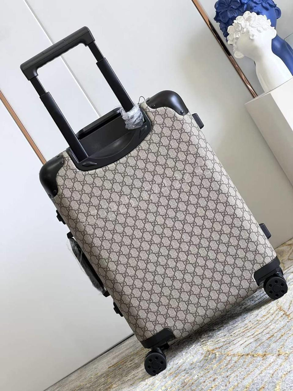 Чемодан Gucci