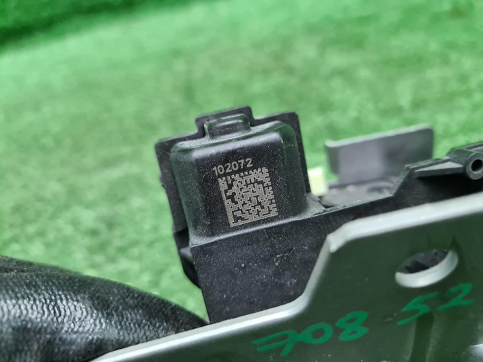 Замок крышки багажника Zeekr 001 (2021-н.в.)