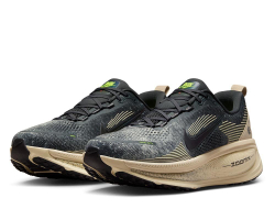 Кроссовки для бега мужские Nike Vomero 18 M Кремово-Синие