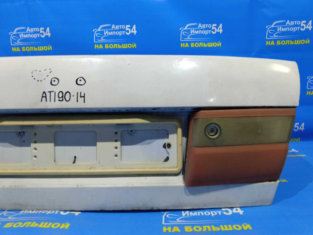 Крышка багажника TOYOTA CARINA E 1995