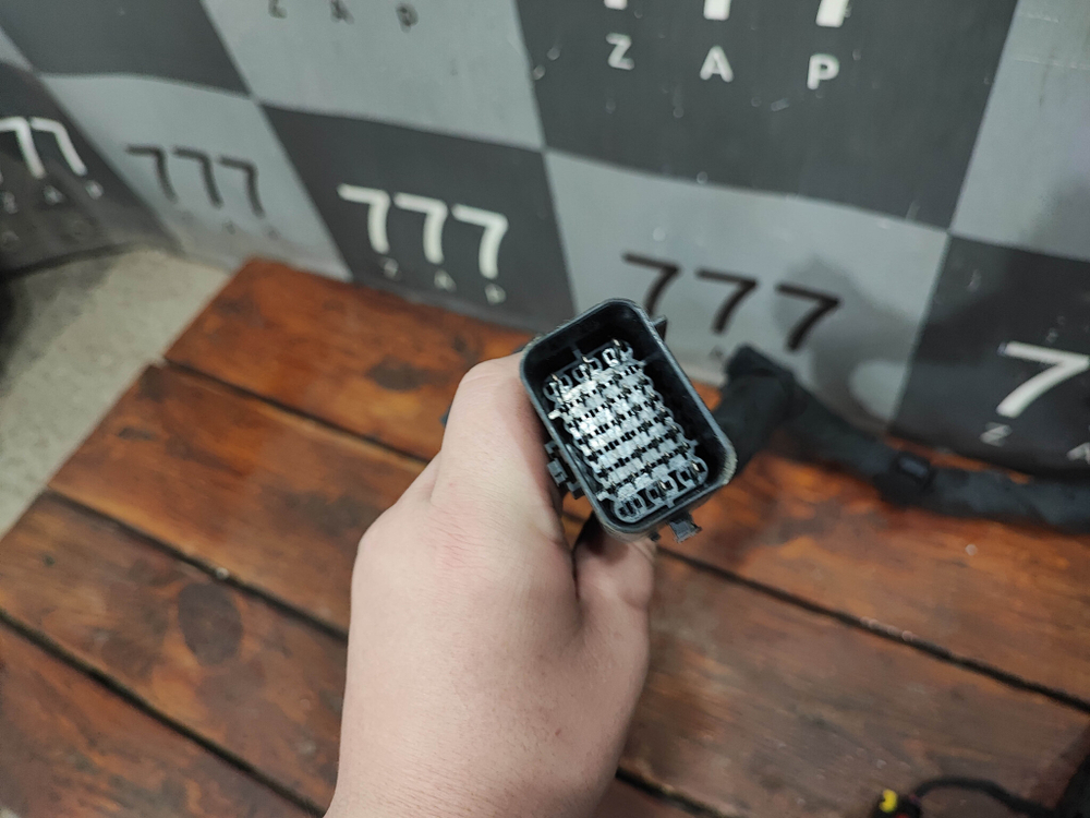 Проводка моторного отсека Haval F7 1 19-24 Б/У Оригинал 4001101XKQ04B