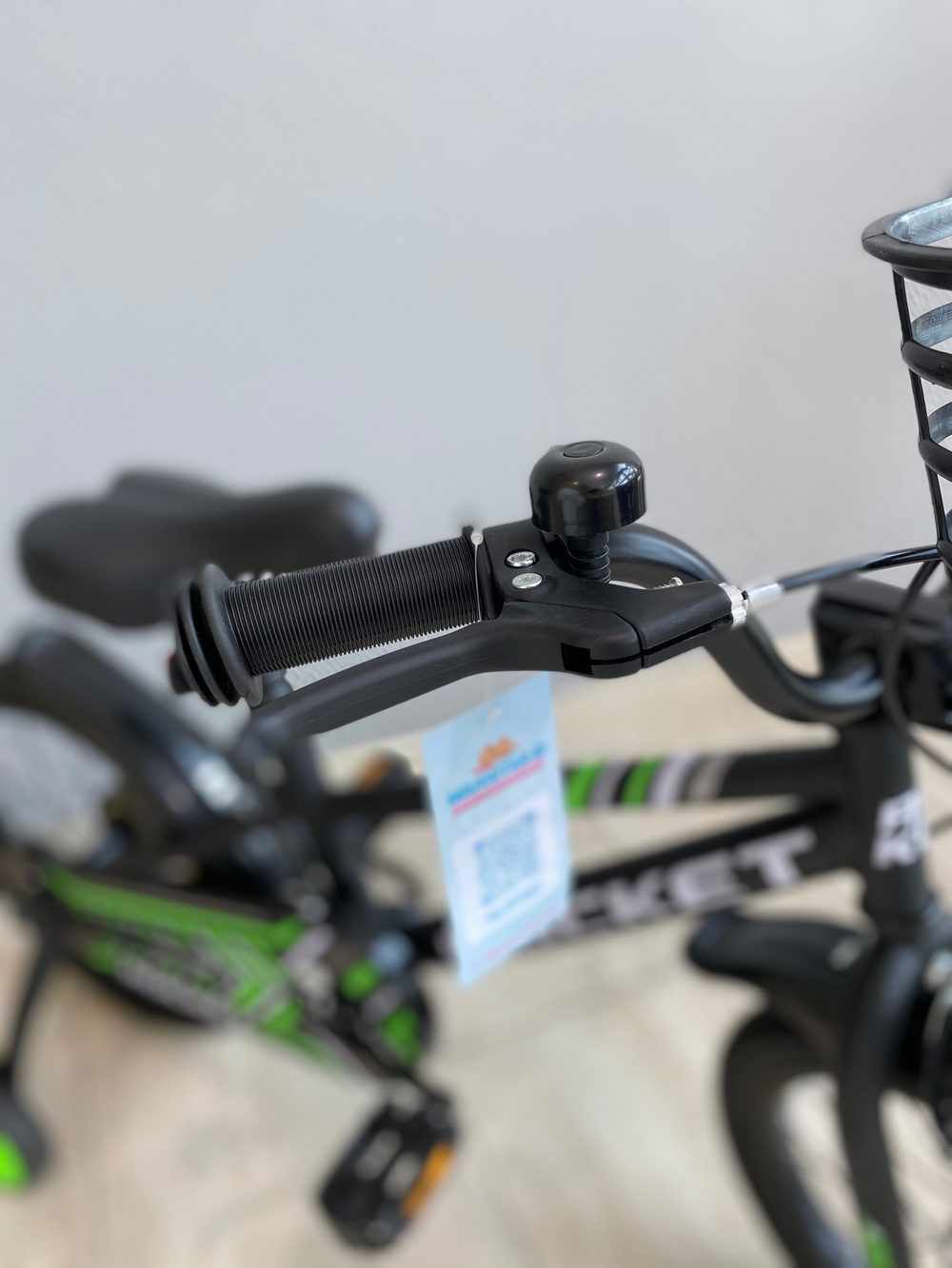 Велосипед детский 2-х колесный ROCKET d-16 дюймов с опорными колес., корзина для мелочей, крылья, зв