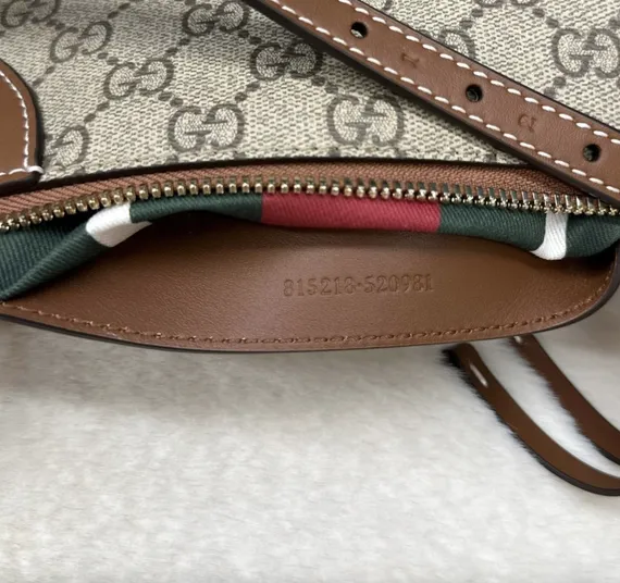 Сумка Gucci GG Emblem