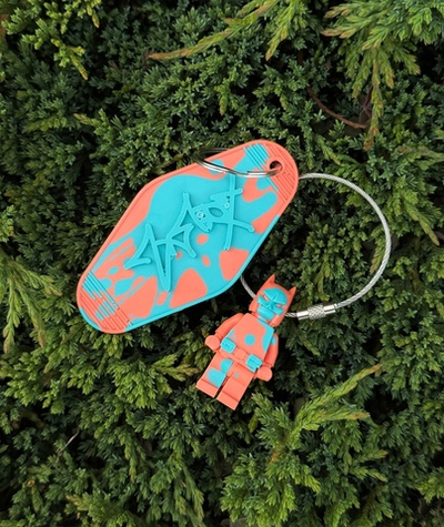 Брелок legoman & keytag Trik