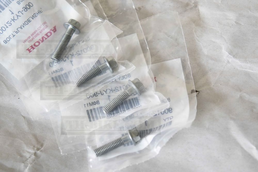 90012-KYJ-900. BOLT, FLANGE, 6X25 (NSHF)