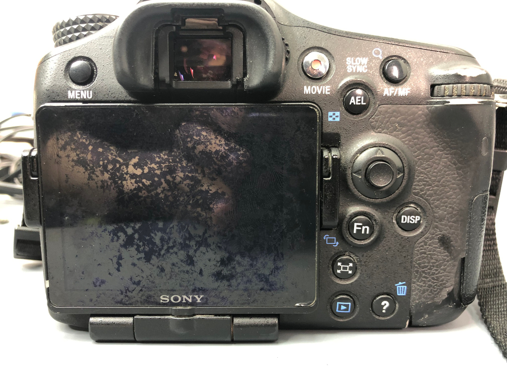 Sony A77 (ПРОБЕГ: 48.000 кадров)+Minolta AF Zoom 70-210