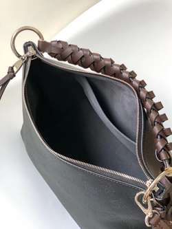 Louis Vuitton Beaubourg Hobo MM