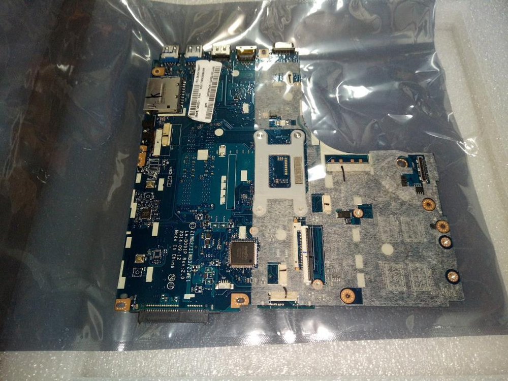 Материнская плата для ноутбука Lenovo B50-80 LA-B091P Intel core I3-4030 AMD Radeon R5 M3302G G F D PRO (5B20H75087), оригинал