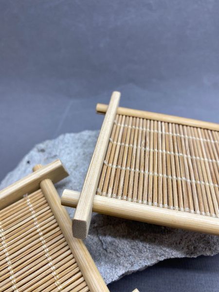 Подставка под чашку циновка 8/8см