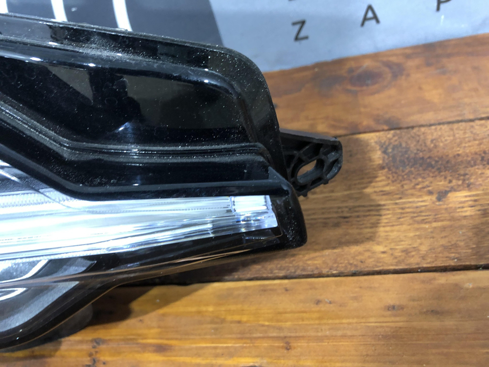 Фара правая Volvo S60 3 18-22 Б/У Оригинал 32338034