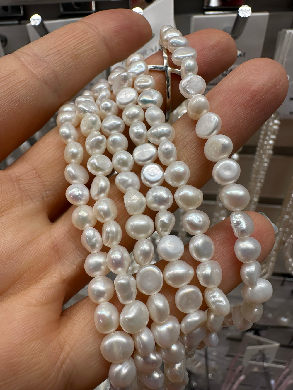 Жемчуг натуральный 5,5-6мм, 5А