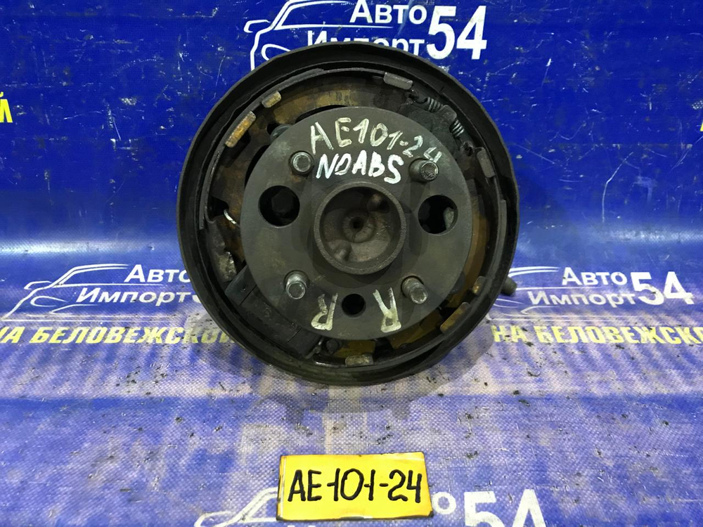 Ступица задняя правая TOYOTA MARINO 1992