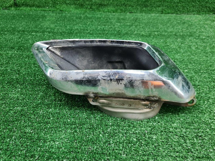 Насадка глушителя правая BMW X7 G07 (2019-2022)