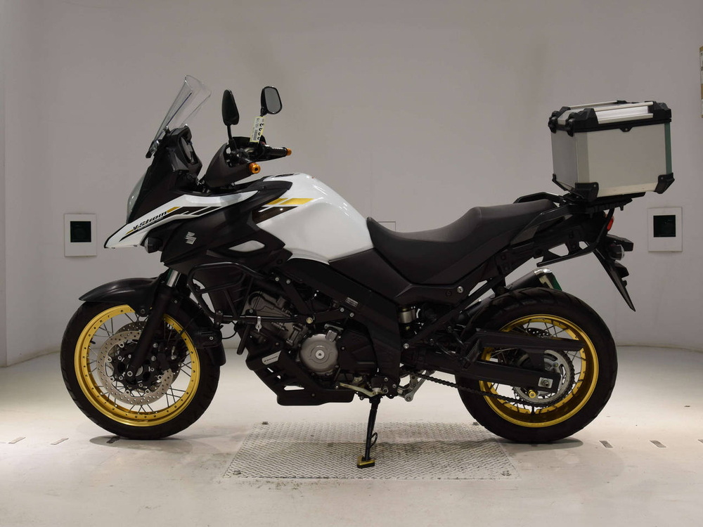 Suzuki V-Strom DL650XTA 051947