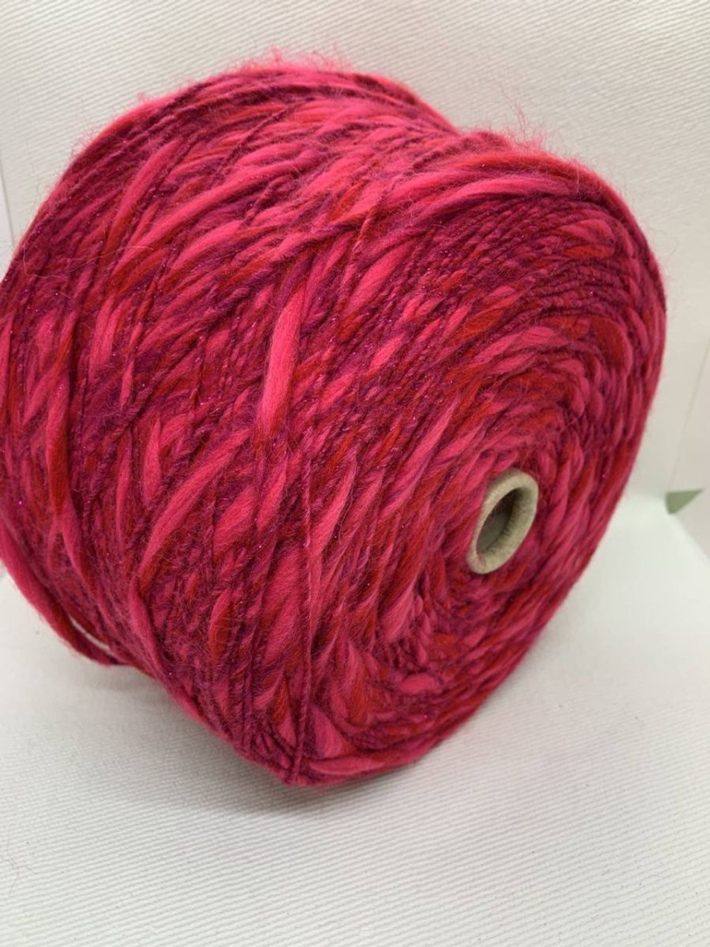 Трикотажная пряжа для вязания MORELINO толстая шишибрики