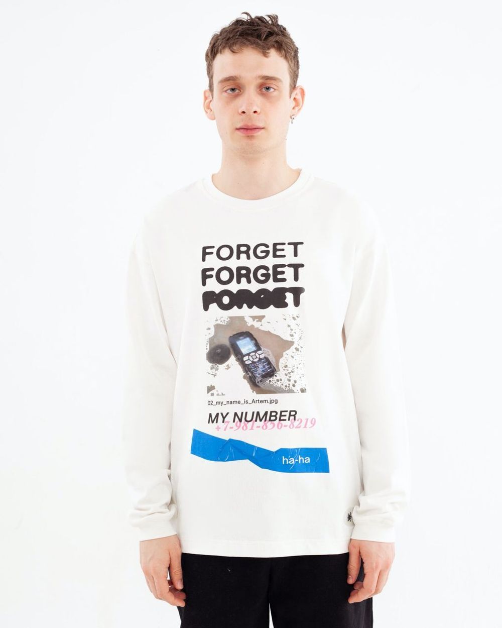 Лонгслив Artem x Kuzma Forget forget forget молочный