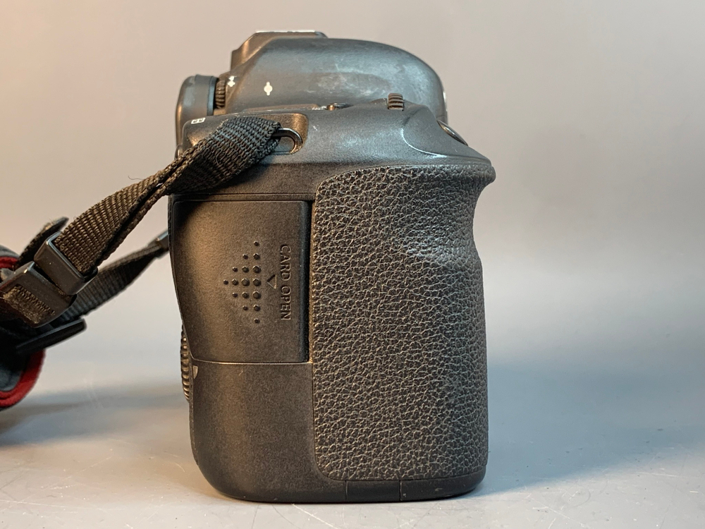 Canon EOS 6D 38000 кадров пробега