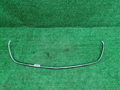 Молдинг решетки радиатора Mercedes V W447 (14-нв)