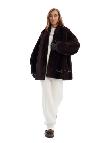 Темно-шоколадная шуба из эко-меха с поясом