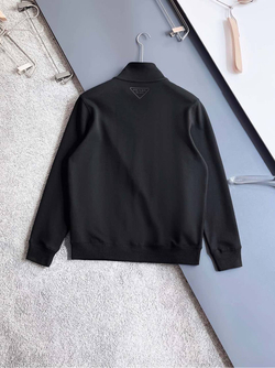 Спортивный костюм Prada