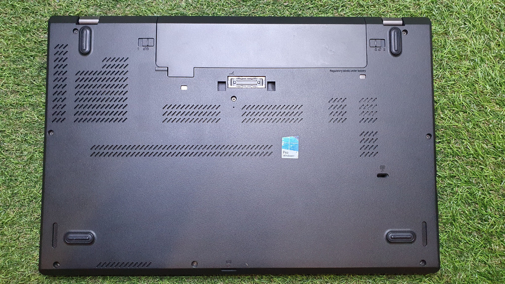 Ноутбук Lenovo i7-6/16Gb/940MX 2Gb/2.5K