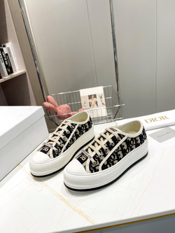 Christian Dior Walk'n'Dior Sneaker