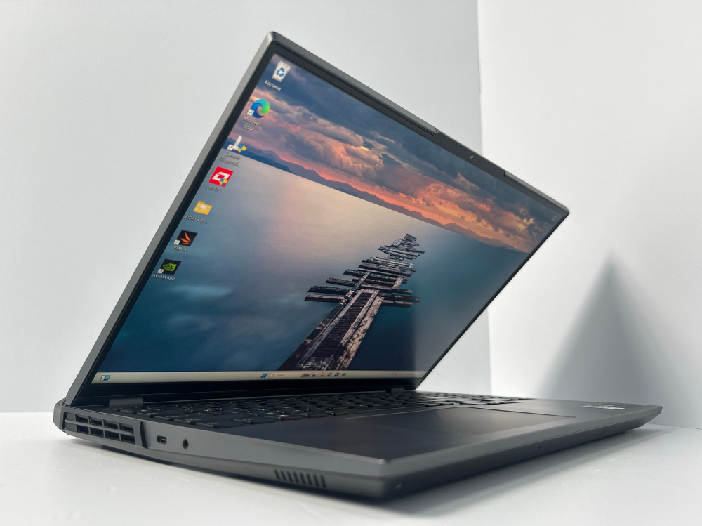 Ноутбук Lenovo Legion 5 Pro 16ITH6 (82JF0064RU) 16"/Intel Core i5 11400H/RAM 16 GB/SSD 512 GB/NVIDIA GeForce RTX 3050 Ti/2560x1600/IPS 165 Hz/Windows 11/Посветка кл-ры:RGB/серый. Состояние: C1