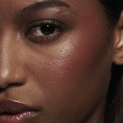 MAC Cosmetics Strobe Liquid Blush - Румяна в жидкой форме оттенок Unsweetened, 4 ml