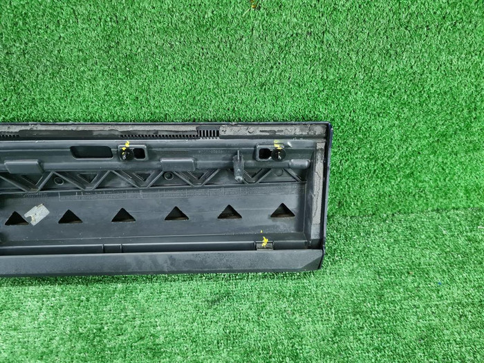 Накладка двери задняя левая Audi Q8 (2018-н.в.)