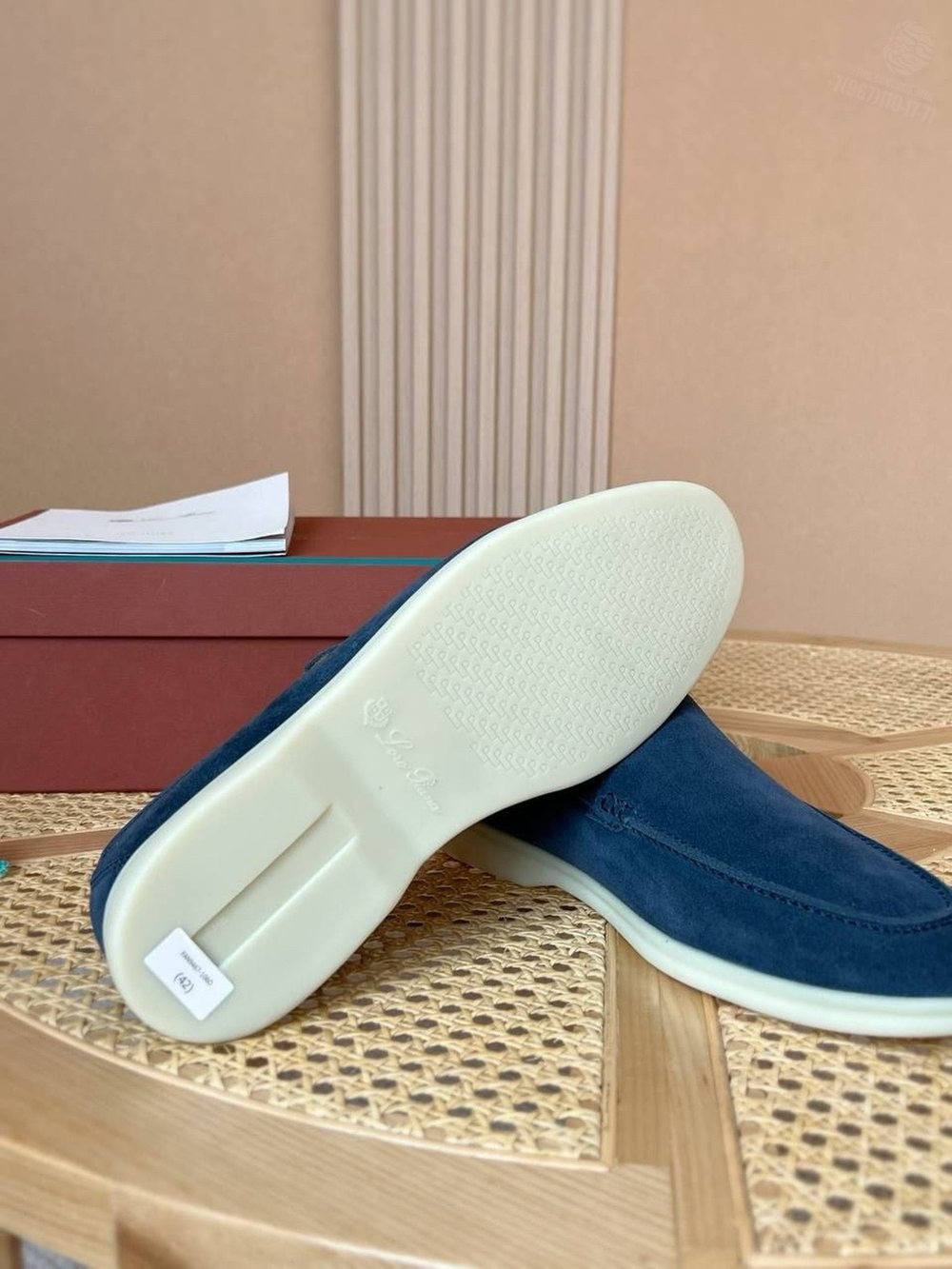 Лоферы Loro Piana Summer Walk с мехом