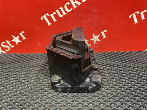 Подушка двигателя передняя 2023г