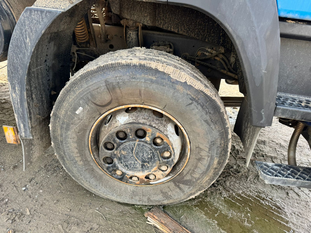 МАЗ 6430 6x4 Седельный тягач 643028-570-012 (Дизельный, 11,6 л, 423 л.с., МТ)