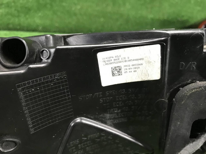 Фонарь правый внешний Porsche Macan 95b (18-нв)