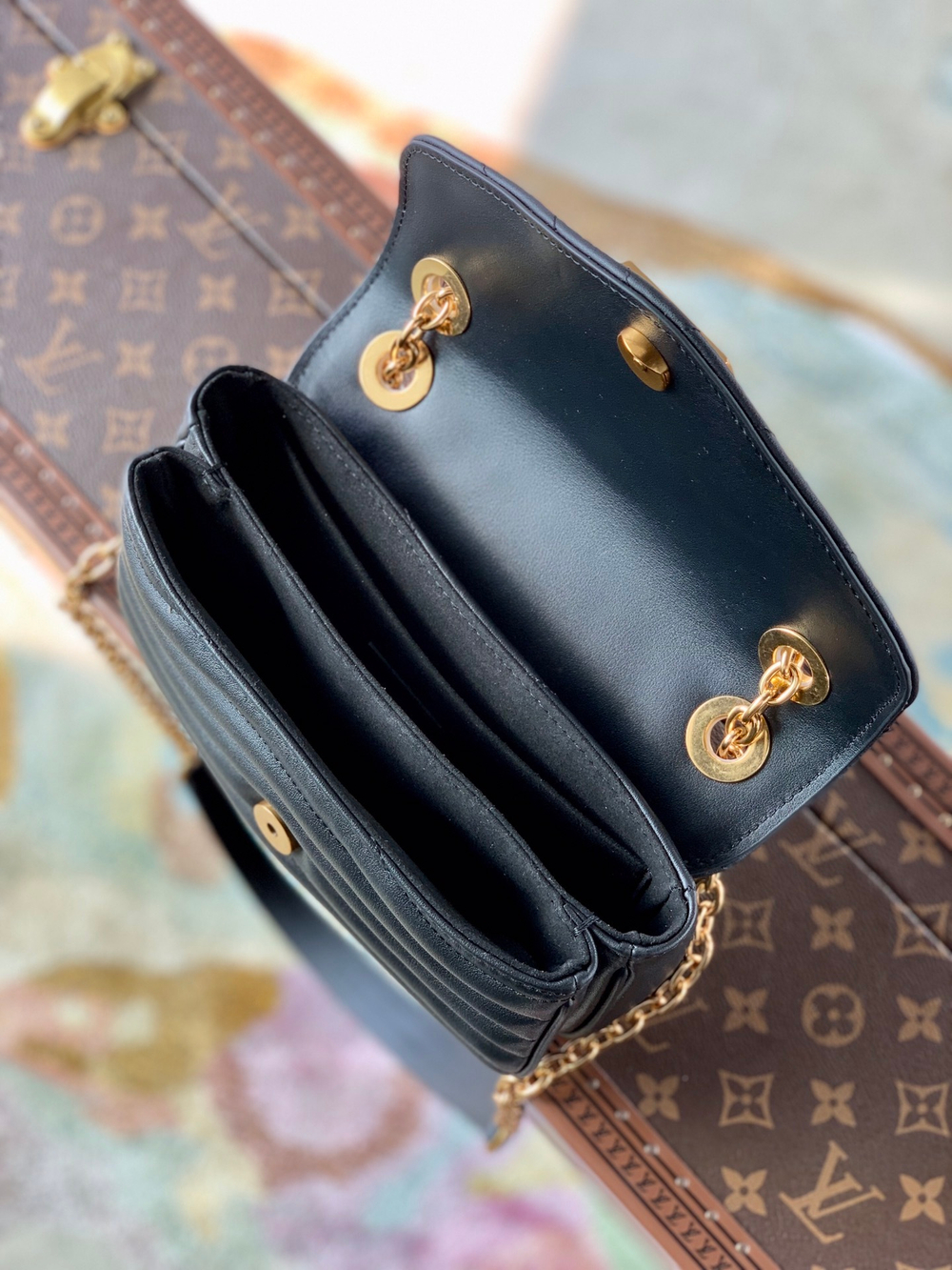 Louis Vuitton New Wave PM Chain Bag