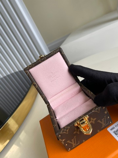 Louis Vuitton Ecrin Declaration