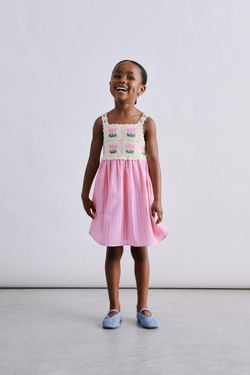 ZARA КОМБИНИРОВАННОЕ ПЛАТЬЕ КРЮЧКОМ С ЦВЕТОЧНЫМ УЗОРОМ, РОЗОВЫЙ