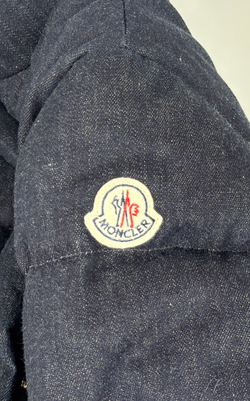Пуховик Moncler