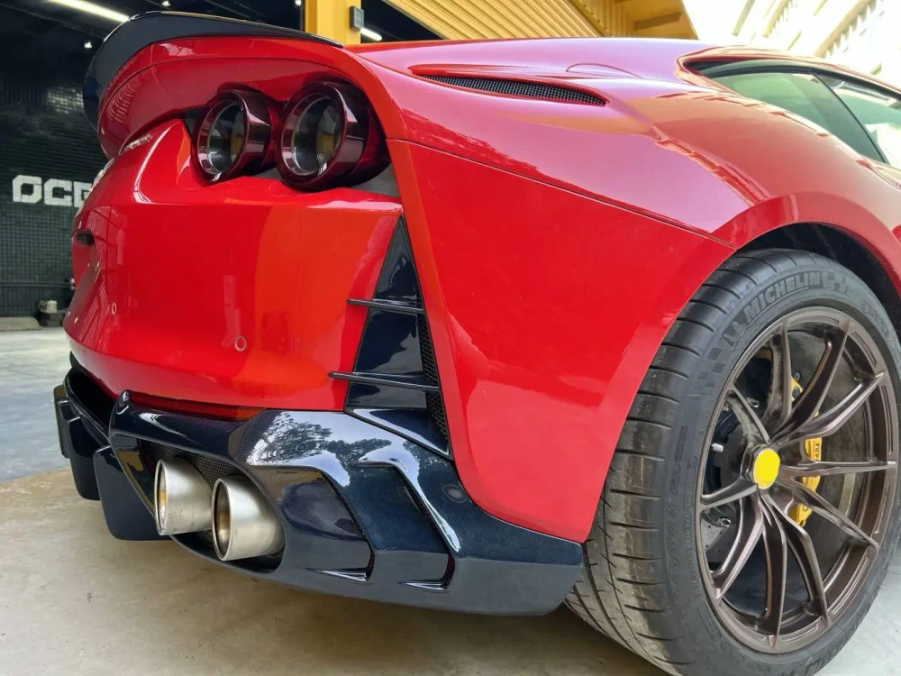 Карбоновый обвес для Ferrari 812 Superfast | GTS 2018+ Феррари