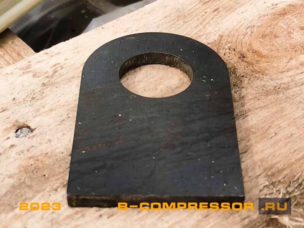 Ухо 1126М.01.02.101