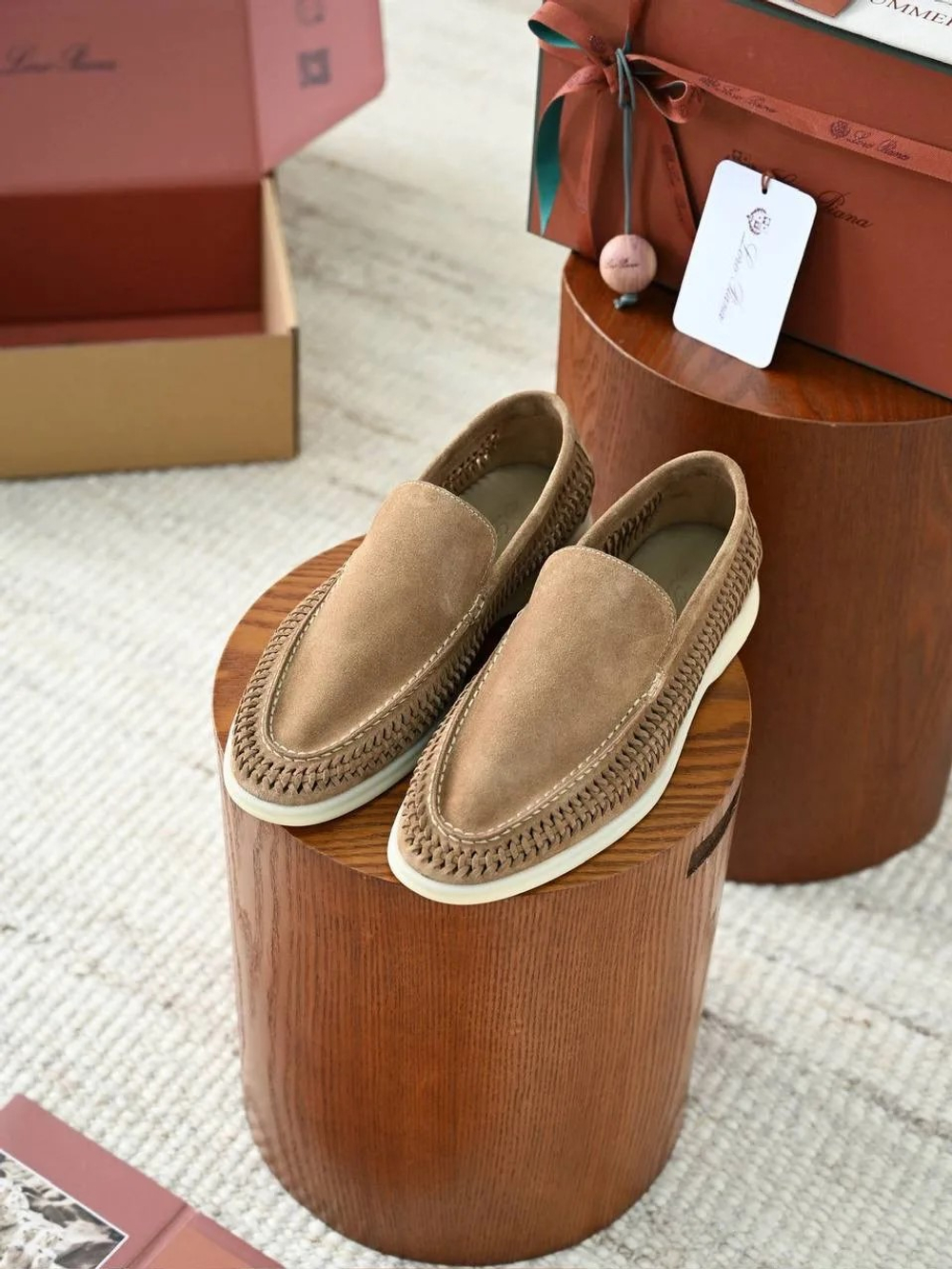 Светло-коричневые лоферы Loro Piana Summer Walk с плетением