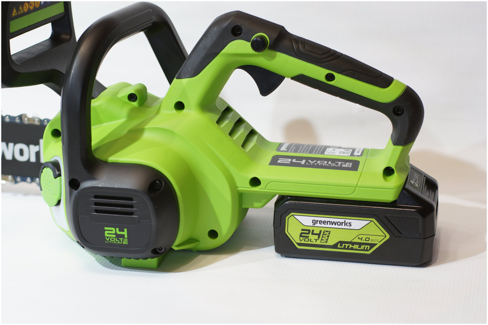Пила цепная аккумуляторная GREENWORKS 24 V с акб и з/у 2007707UB