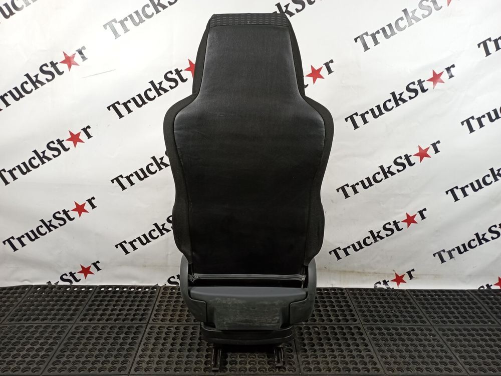 Сиденье пассажирское механическое