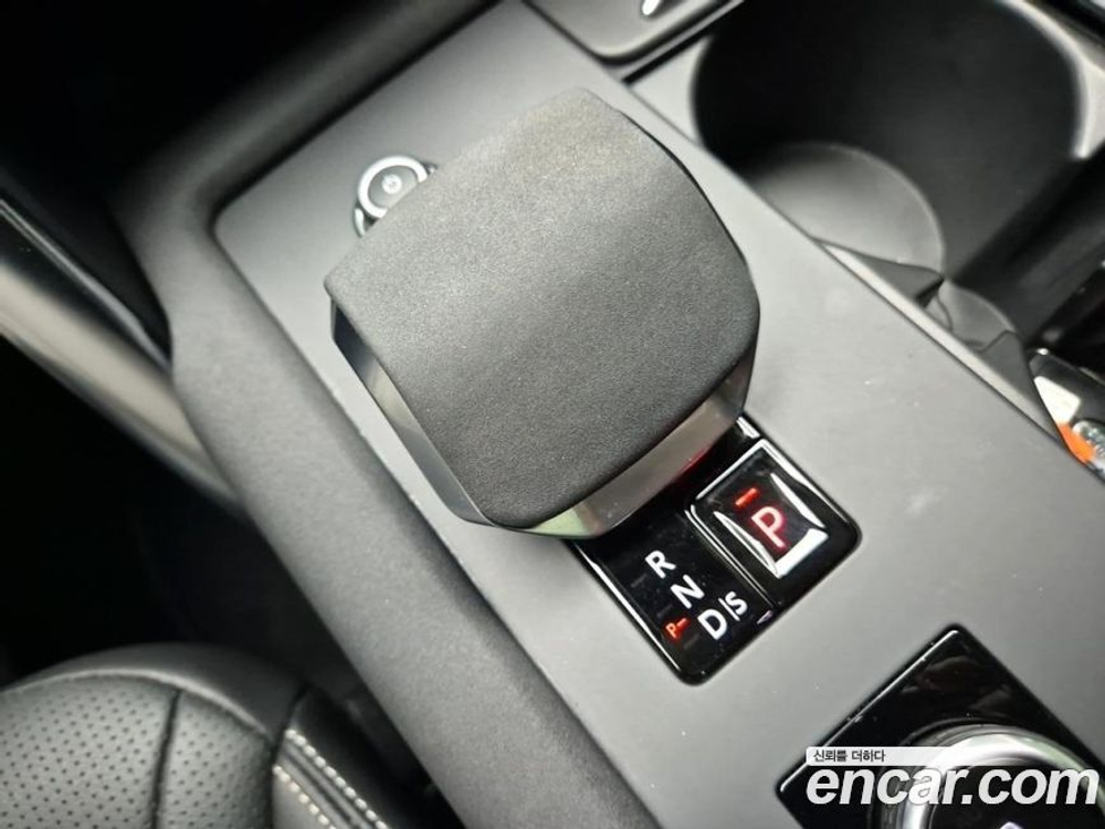 Land Rover Discovery 5 D250 S (12.2022)