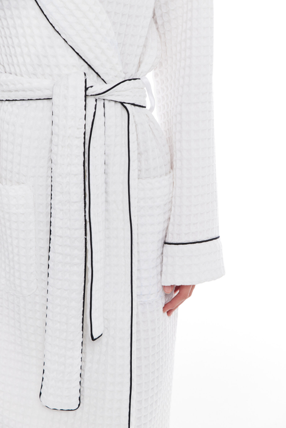 Вафельный халат с кантом белый