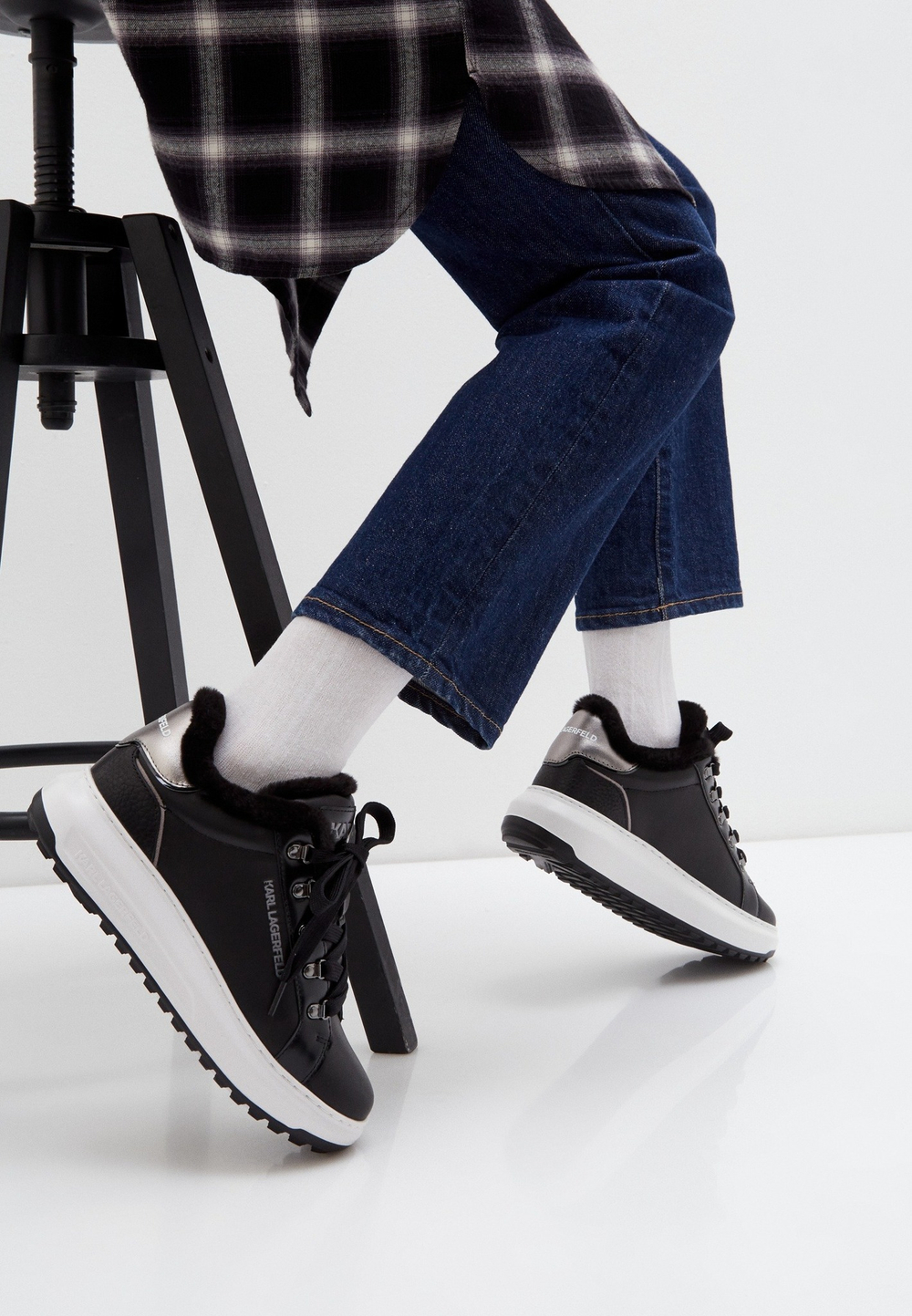 Кроссовки женские Karl Lagerfeld KAPRI