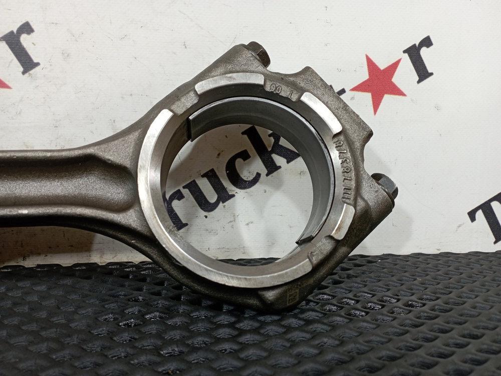 Поршень с шатуном