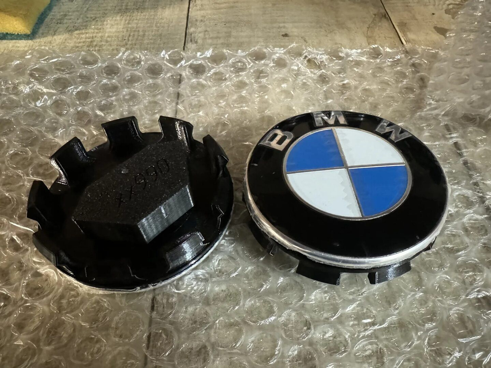 Динамические колпачки BMW. 65 MM