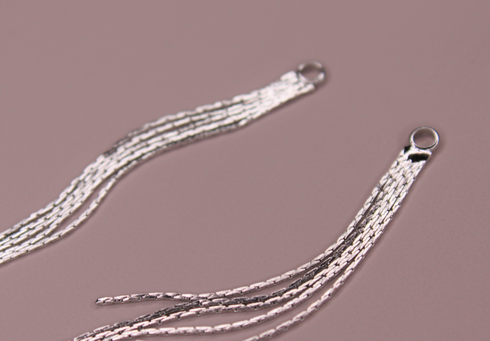 Подвеска шторка 71 мм под серебро