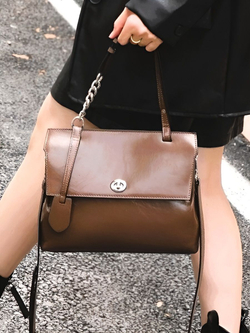 женская сумка на плечо из натуральной кожи